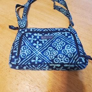 Vera Bradley RFID little hipster in Cuban Tiles